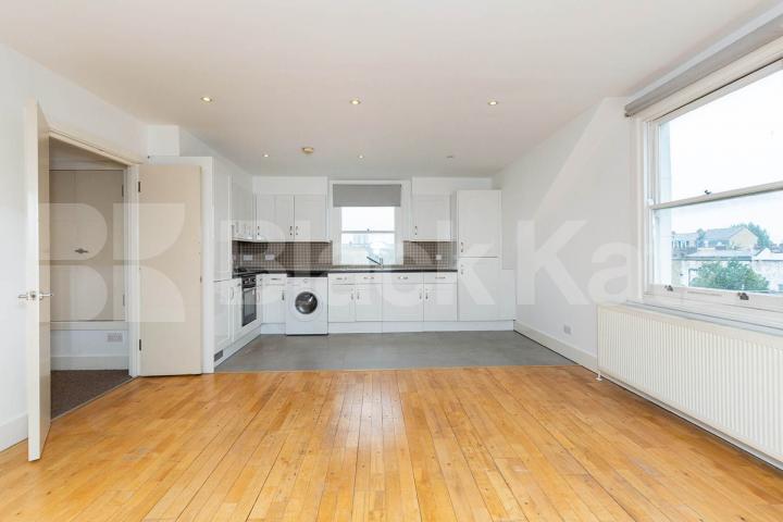 Top floor 3 bedroom in Hackney close to Hackney Downs Park Goulton Road, Hackney Central
